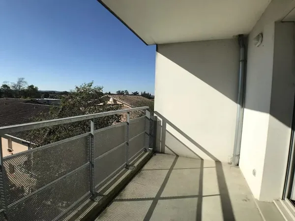 T2 avec terrasse et parking en sous-sol