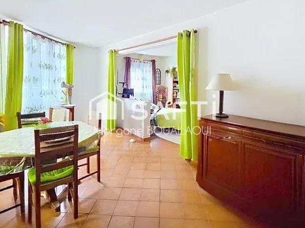 APPARTEMENT 4 PIÈCES - 81 M² AVEC PARKING