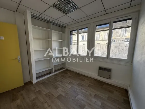Bureau de 10 m2 à louer Emplacement central et accessible