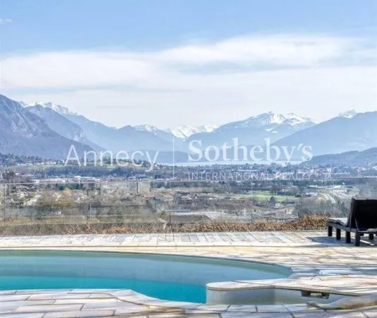 Maison 8 pièces 174 m²