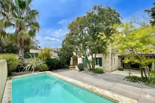 Maison 500 m²