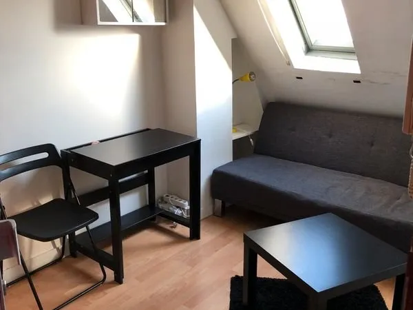 Vente studio 10m2 Pigalle Paris 09