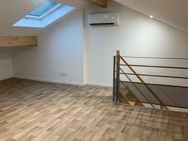 Maison de village au 1 er étage