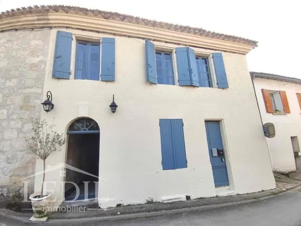 Maison restaurée de 2 chambres au coeur de Lauzun