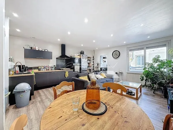 Appartement 3 pièces 81 m²