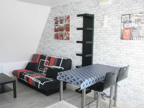Studio 1 pièce 17 m²