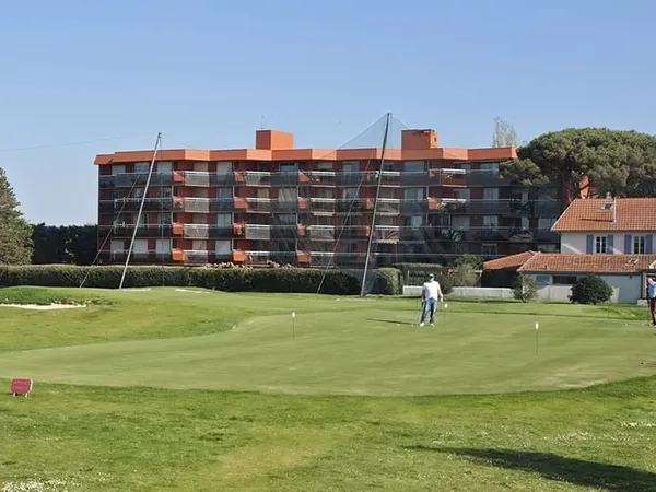 Anglet Le Practice - Appartement T1 bis avec terrasse - Parking privatif