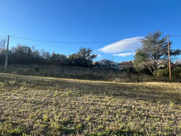 À VENDRE - PASSA -TERRAIN VIABILISÉ HORS LOTISSEMENT 947M2