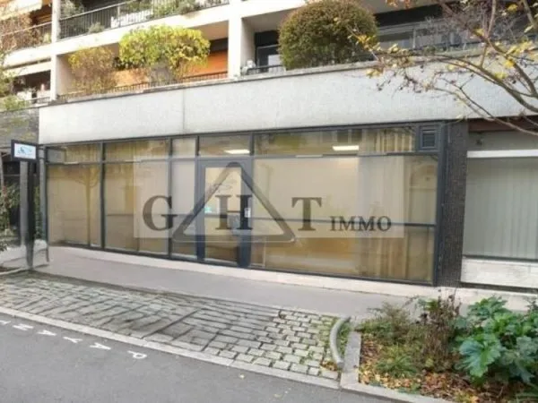 A VENDRE VINCENNES LOCAL COMMERCIAL 78M2