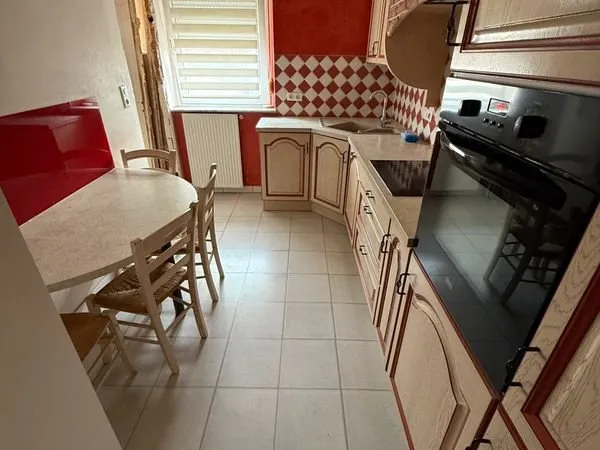Appartement à fort potentiel, idéal pour les amateurs de rénovation ou les investisseurs