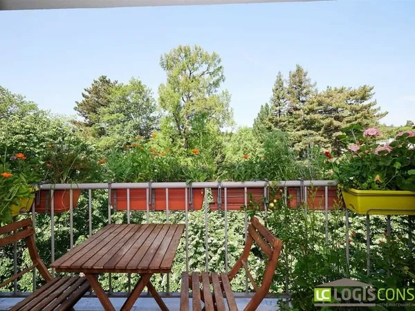 APPARTEMENT - CHATEAUBRIAND-DERNIER ÉtAGE