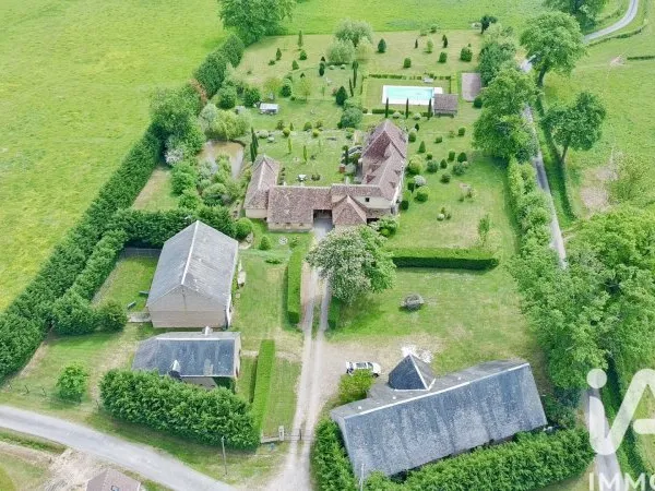 Maison 12 pièces 347 m²