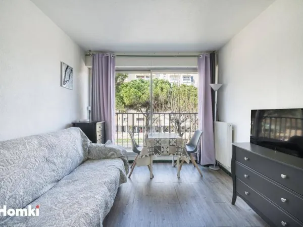 Studio 1 pièce 17 m²