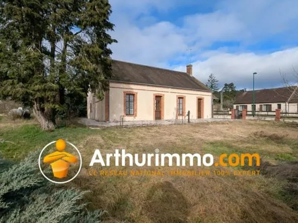 Maison de village 140m²+ dépendances+ terrain