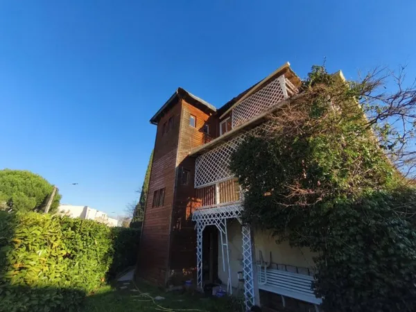 Villa 7 pièces 180 m²