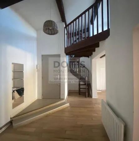 Appartement mezzanine 2 pièces 69 m²