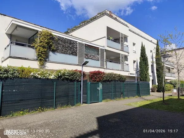 T4 rez-de-jardin avec garage A VOIR