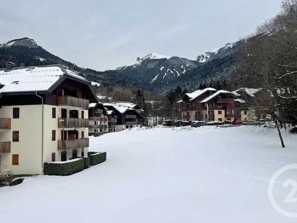 Studio 1 pièce 15 m²