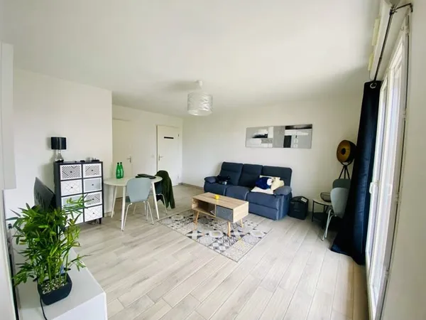 Appartement T2 avec avec balcon et parking vendu loué - Inve