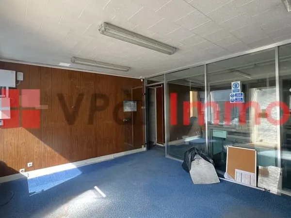 LOCAL COMMERCIAL TOUTE ACTIVITE / VERSAILLES