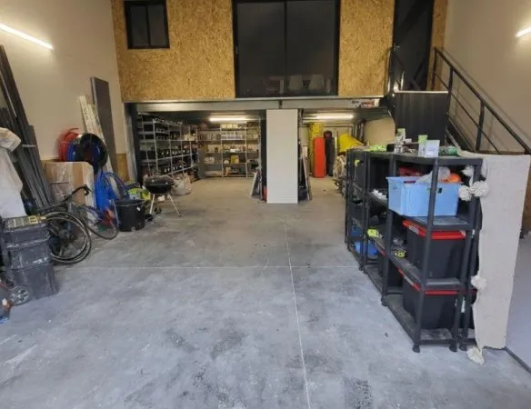 Local commercial 80 m²