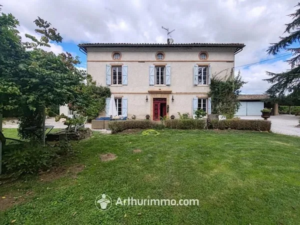 Maison T7 de 300m²