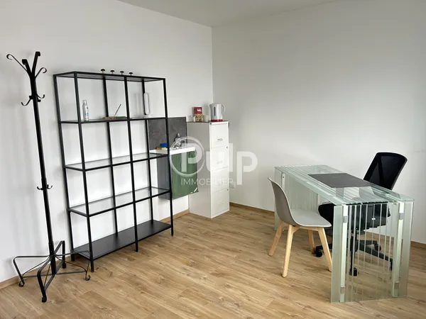 À LOUER - Cellule professionnelle polyvalente - CAMPHIN EN CAREMBAULT