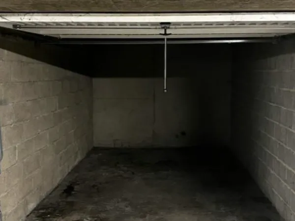 GARAGE CRATTE-CIEL VILLEURBANNE
