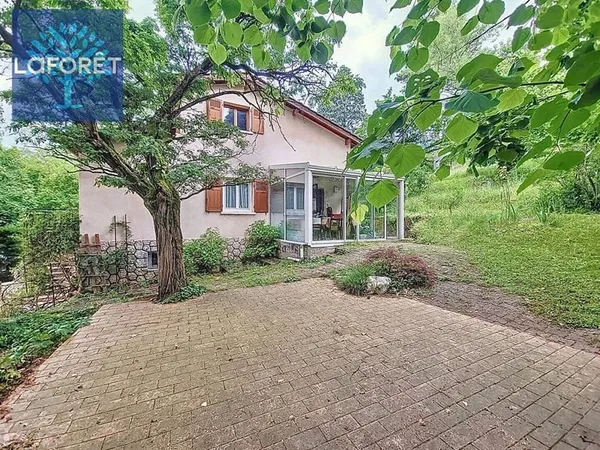 Maison 5 pièces 135 m²