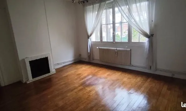 Apartement en centre-ville d'Amiens, travaux à prévoir