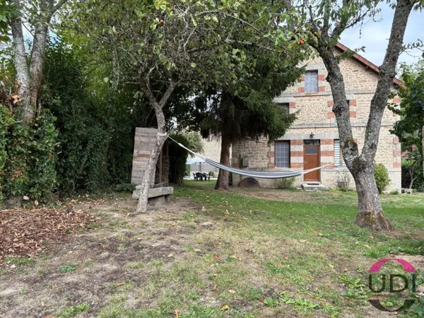 Maison à Jouillat