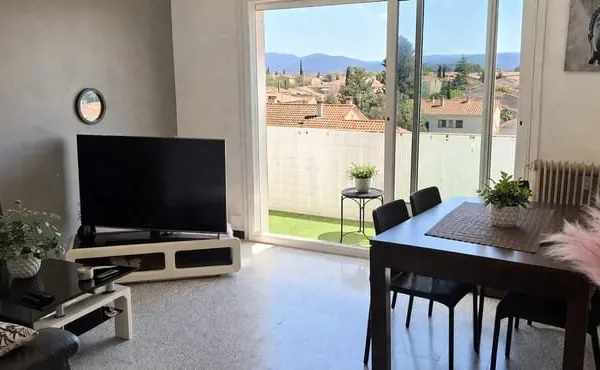 Appartement Cuers 3 pièce(s) 59 m2