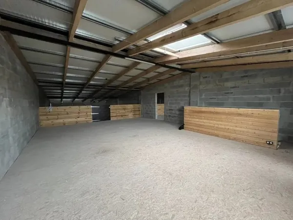 Bureaux 768 m²