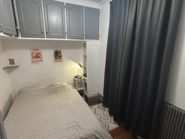 Loue chambre dans appartement