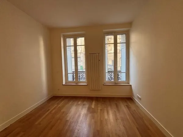 Appartement Location Paris 1p 46m² 1496€