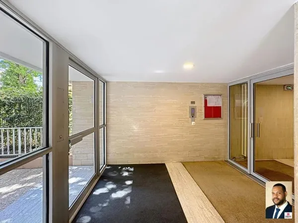 Parking 11 m²