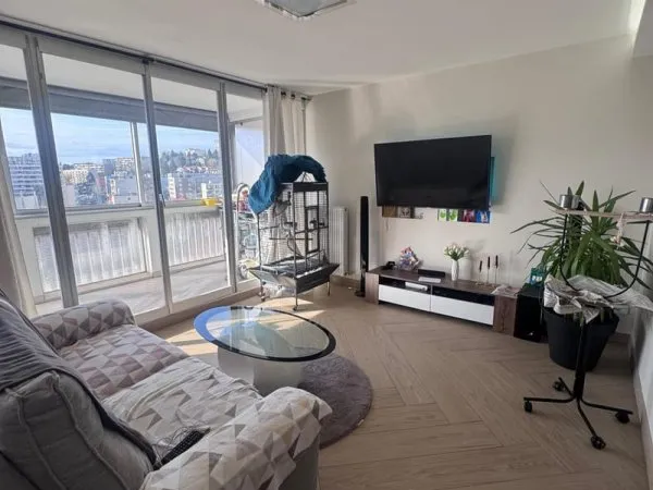Secteur Montplaisir, très bel appartement T4 lumineux