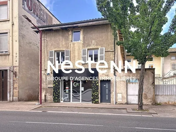 A vendre : IDEAL INVESTISSEUR ! Immeuble avec local commercial et appartement T2 loués - 71680 CRECH