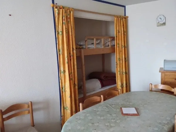 Appartement à vendre 2 pièces LA MONGIE (65) avec cellier, casier à ski, et Parking extérieur