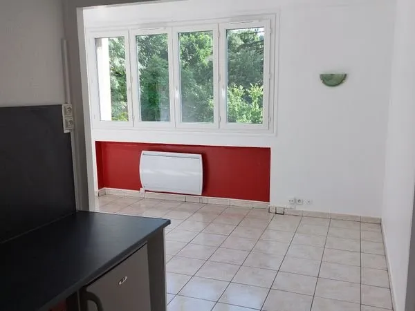 Studio semi équipé idéal étudiant