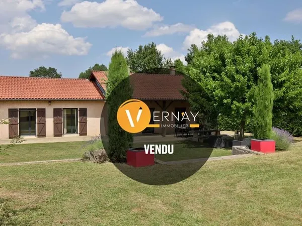 Maison 5 pièces - 108 m2 habitables - Terrain 2266 m2 - Sain