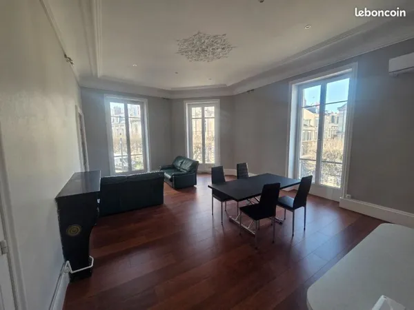 T2 meublé 48 m2 centre ville