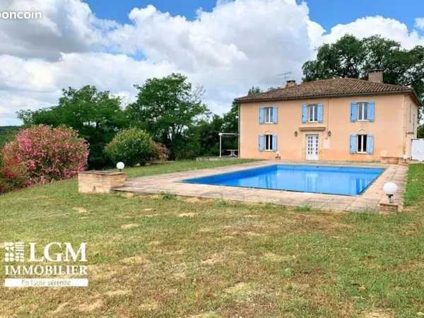 Maison 3 pièces 213 m²