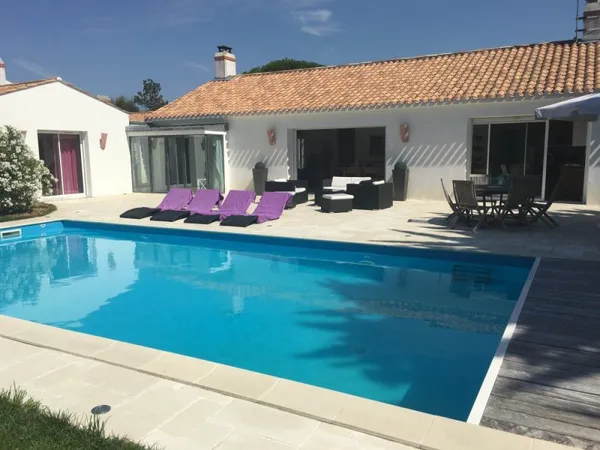 Maison 5 pièces/ annexe de 2 pièces-185 m² env.- jusqu'à 12 pièc