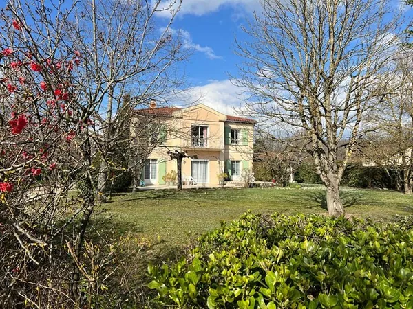 Maison Ruy 6 pièce(s) 175 m2