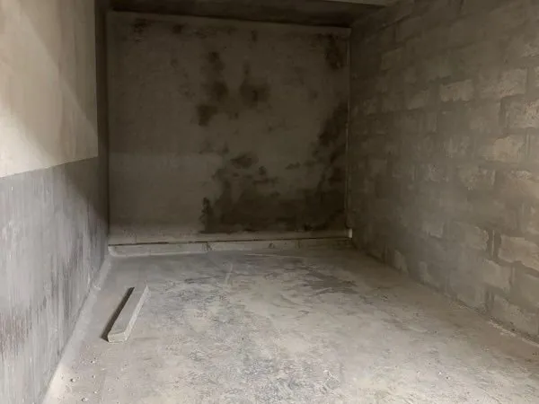 Box fermé neuf 16 m² - Résidence Félicité - Roquebrune / Monaco