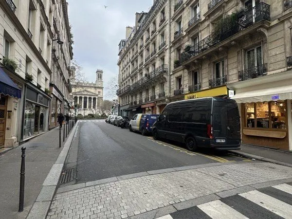 Local 125 m²