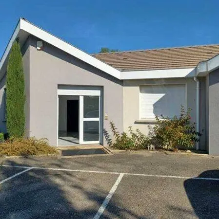 Local d'activité 320 m²