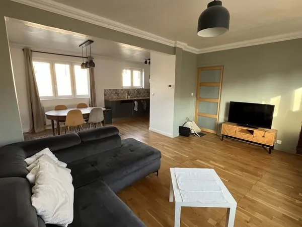 Maison meublée 3 chambres, garage, terrasse