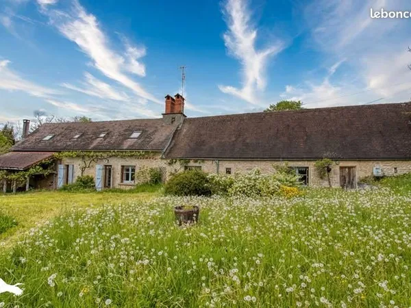 Longère 5 pièces 154 m²